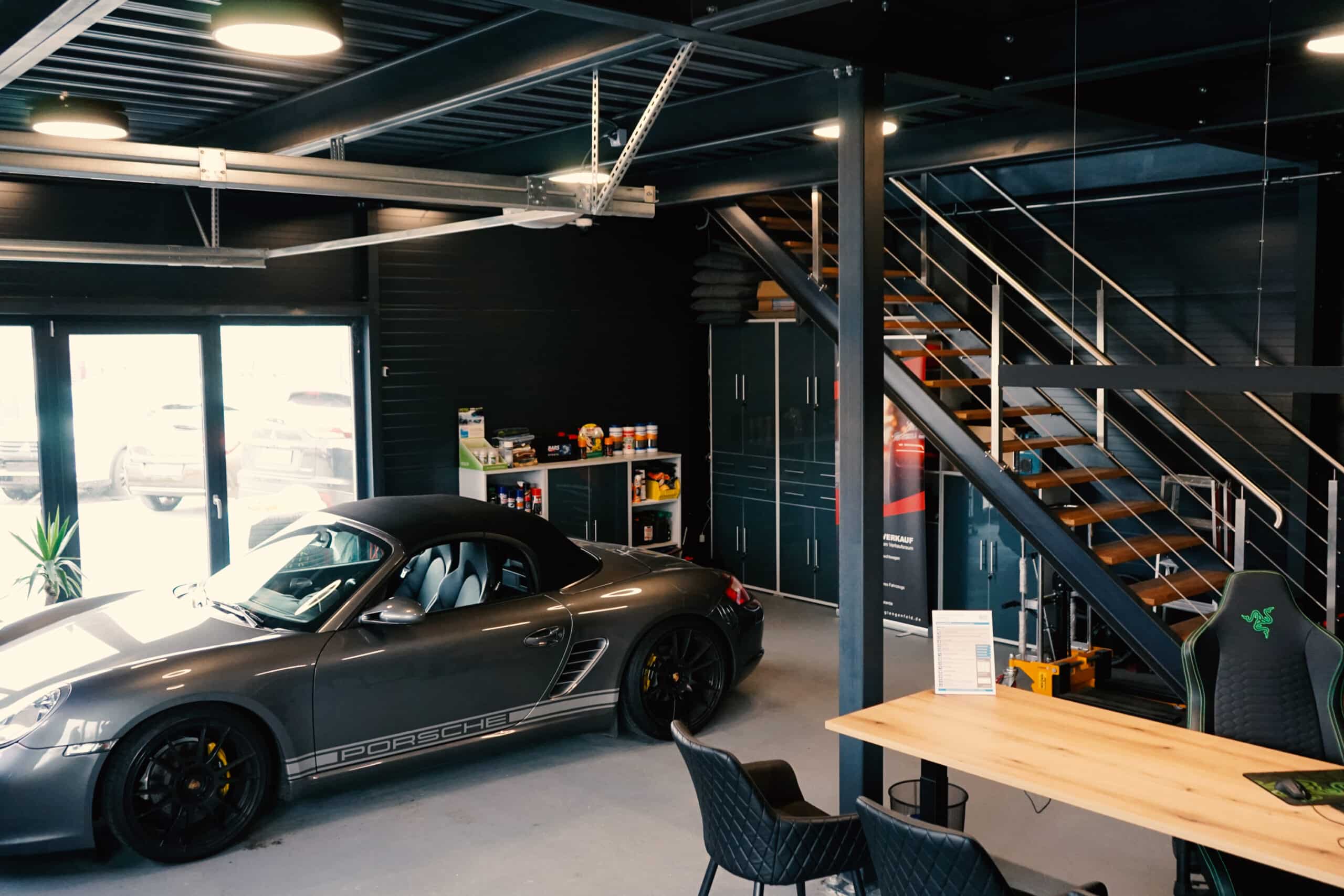 Showroom des Autohauses Burglengenfeld